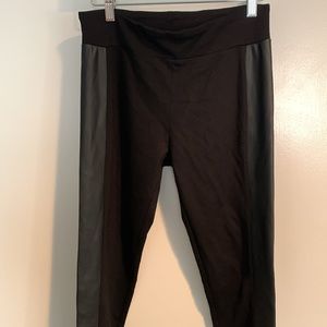 Kensie medium stretchy faux leather pants